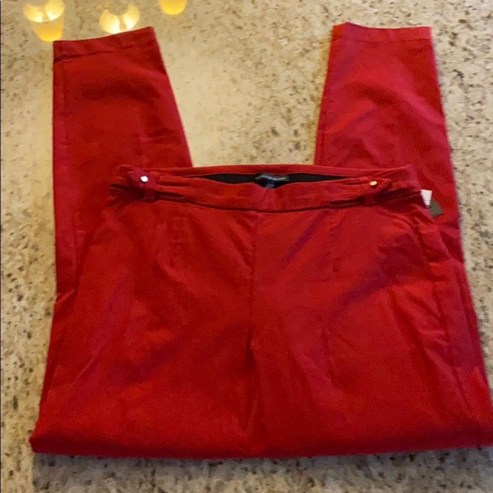 Violets & Roses Red Cropped Ankle Pants